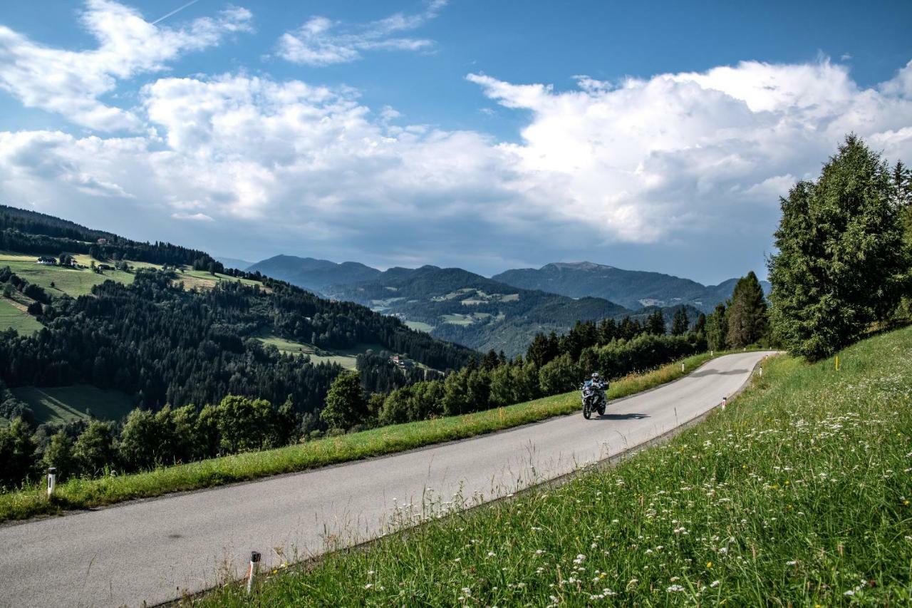 Ferienwohnungen Panorama Harrys Bike Tours Villach Eksteriør billede